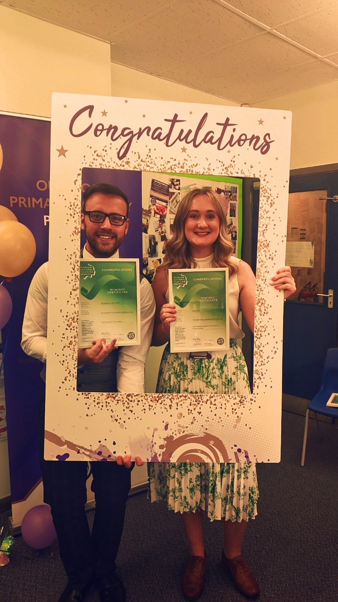 LittlerMoore's tweet photo. Such a fantastic day at Park Hill, Wakefield. Nice celebrating with other winners! 
Won the certificate for Unsung Hero! 
So happy right now 😊
@OPA_LG @OPA_ParkHill @LukePrimary #NationalTeachingAwards https://t.co/UdbZFraSRo