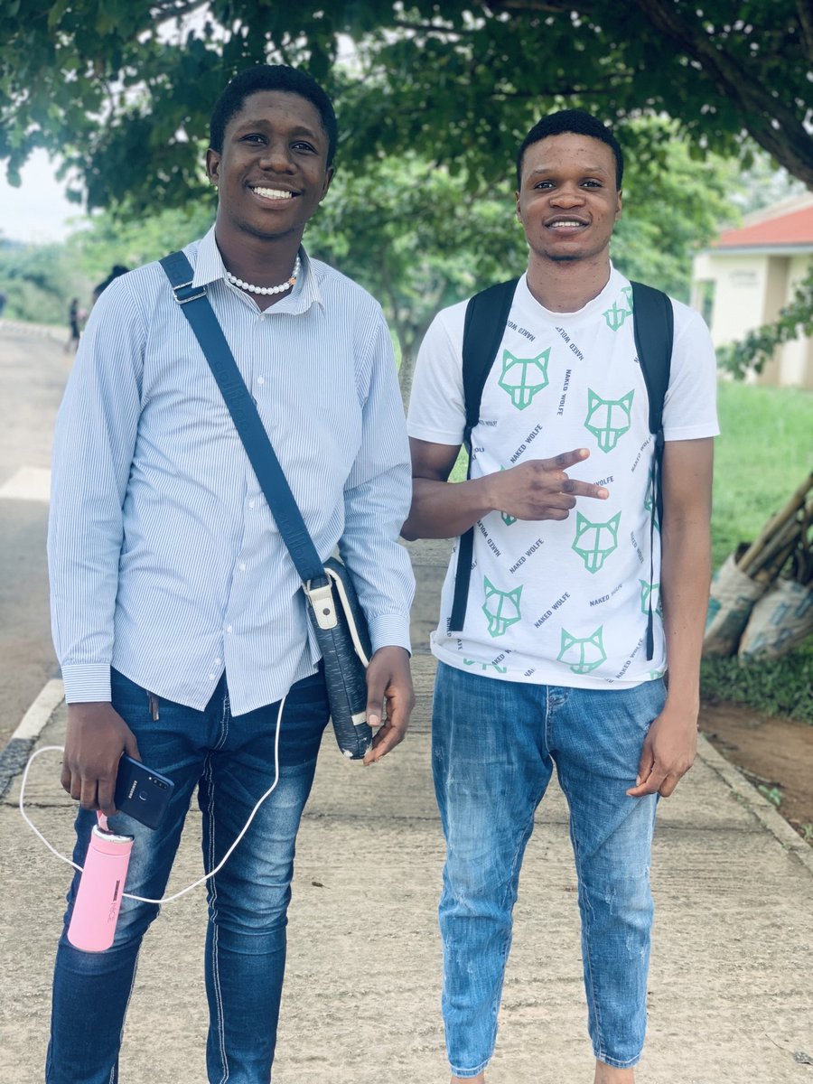 First picture as a student in oou.
And I think it's safe to say that I'm the only guy using bead in my school and I call myself oou beadguy
