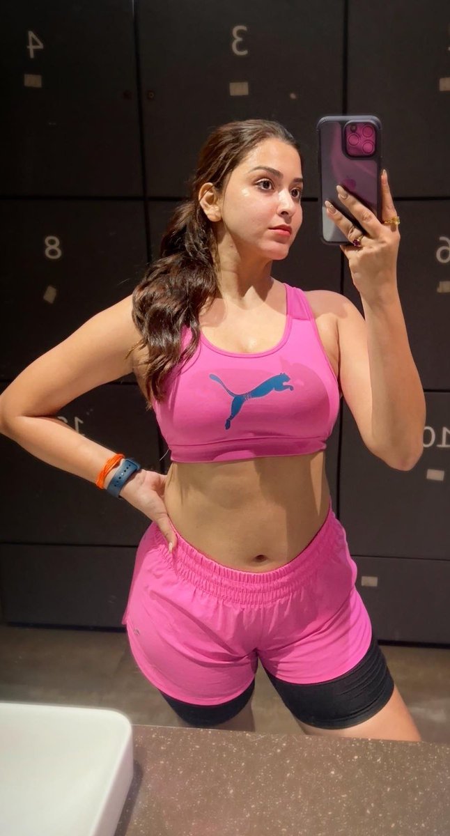 FzJ23yEXoAM2CdJ?format=jpg&name=medium