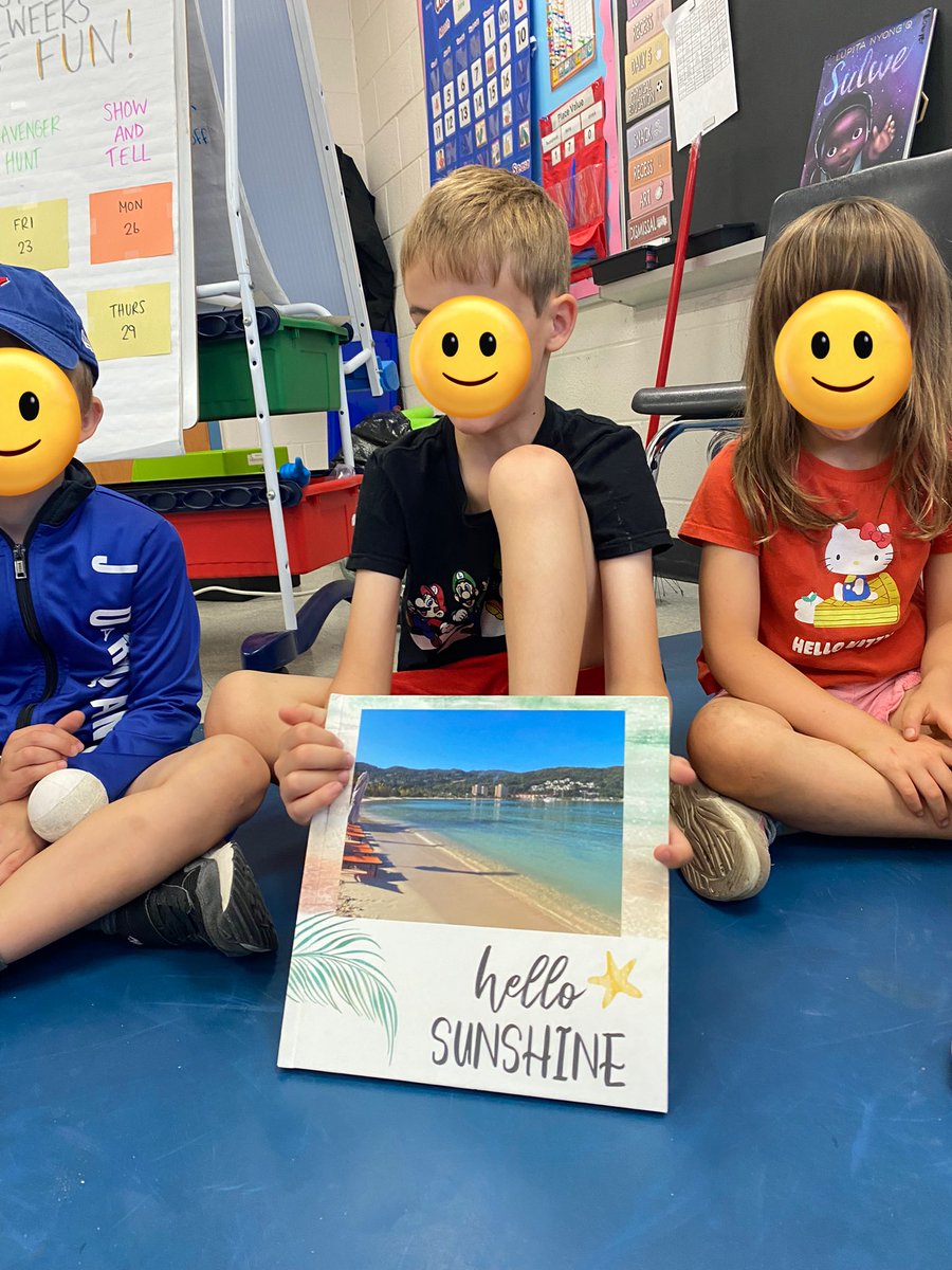msbowyer1's tweet photo. Having so much fun during Show and Tell Day!! @dunbar_ps https://t.co/ZAdZVS2wMx