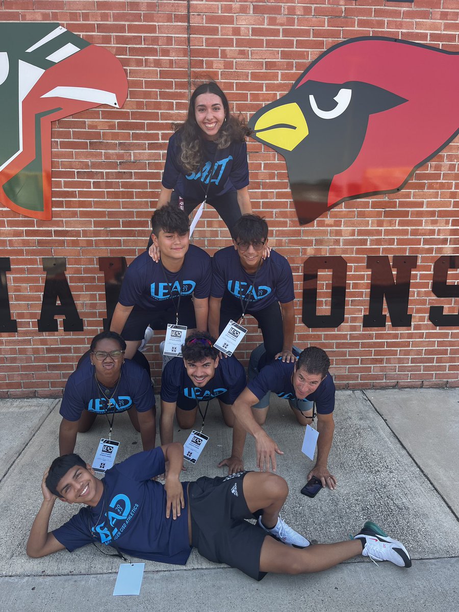 jazthrows's tweet photo. @HCISD_Athletics #HCISDLEAD @MackeySpeaks #Table11 #11 https://t.co/8OUSNUf3ph