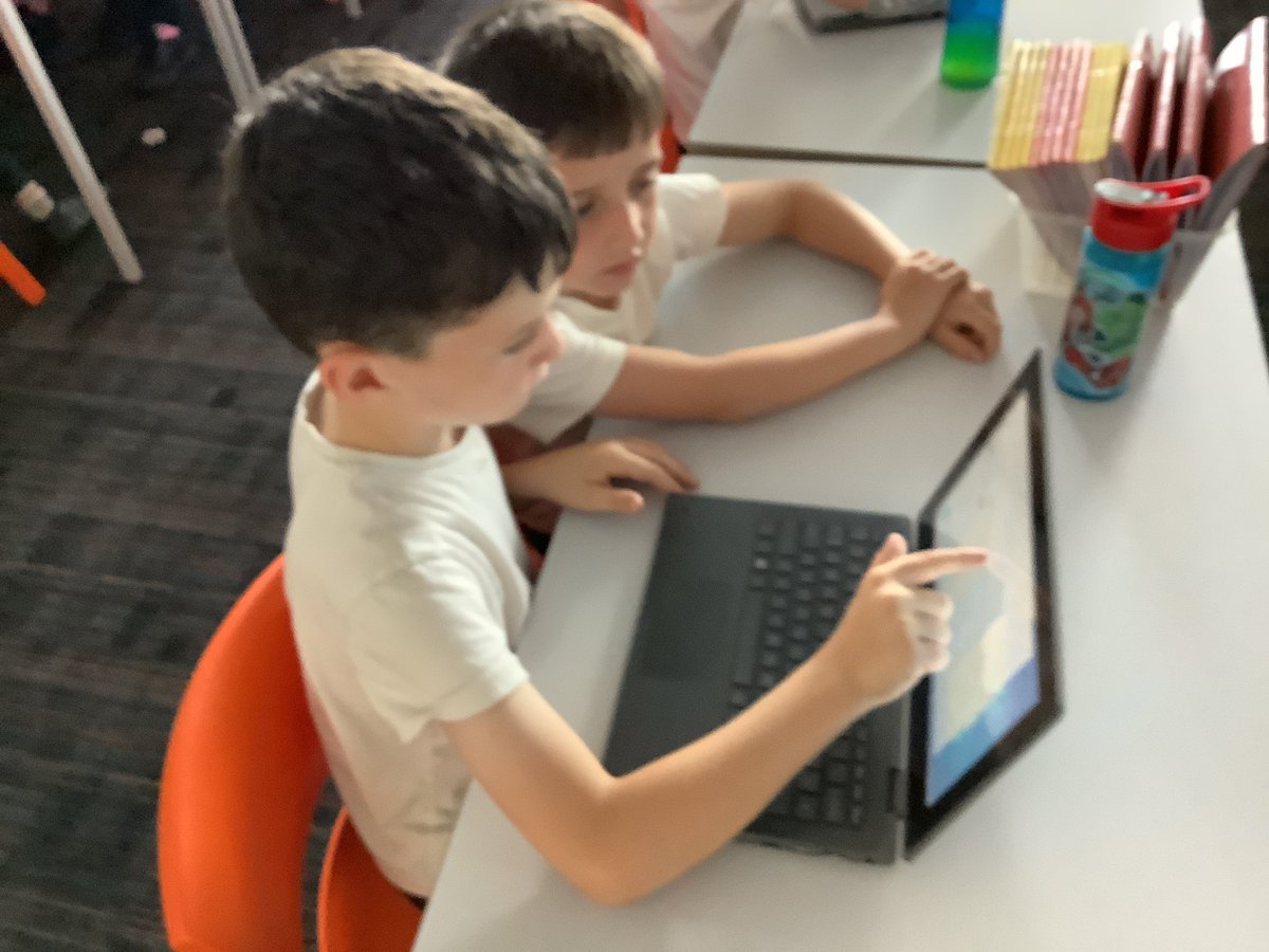 westheathprim's tweet photo. #whpsmusic #MakeMusicDay #whpsclass7 had a great day trying out different repeating patterns and using Google Song Maker to create their own group songs! https://t.co/JZVkN1IdVm