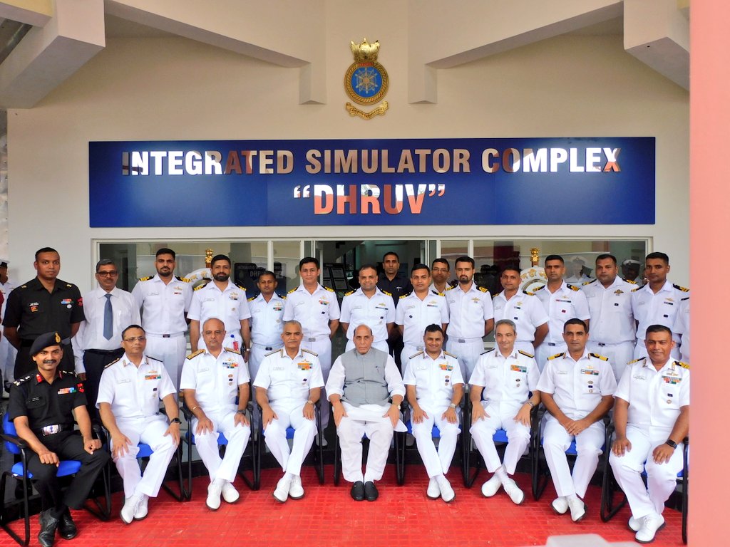 indiannavy's tweet photo. The #stateoftheart Integrated Simulator Complex 'Dhruv', inaugurated by Raksha Mantri Shri @rajnathsingh at #SNC #Kochi today provides exposure on real time scenarios &amp; situations at sea to trainees
A true example of #AatmaNirbharBharat &amp; #IndianNavy's commitment to #SelfReliance https://t.co/nWLUQauV6l