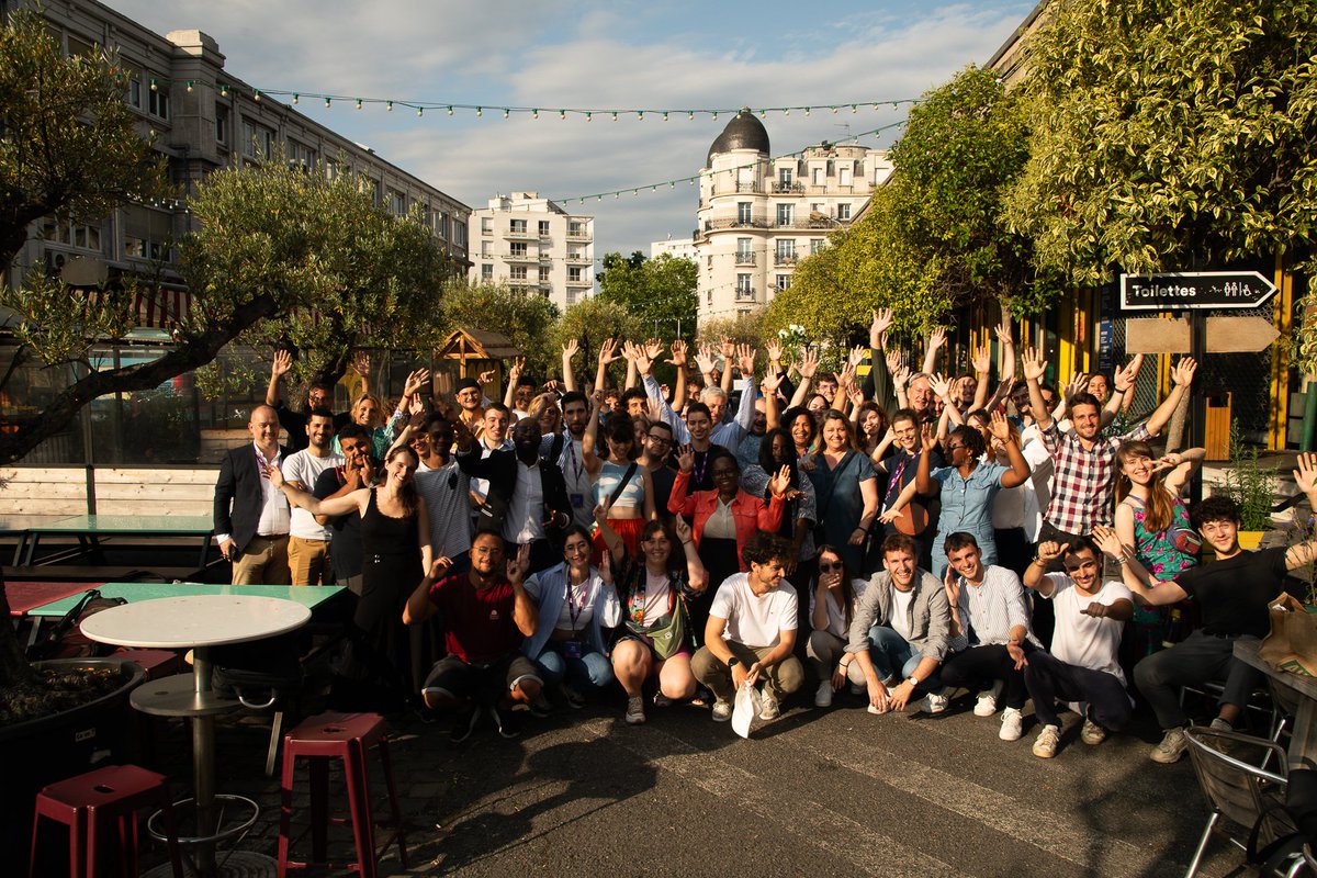 Live_for_Good's tweet photo. 👏🤩 Un immense merci à tous·tes les participant·es de l'édition 2023 du Festival Génération Impact !
🌍🤝 Près de 1 000 personnes ont répondu présentes à cet événement exceptionnel, où nous nous sommes engagé·es ensemble en faveur de la transition écologique et sociale. https://t.co/0NrGJHOxQw