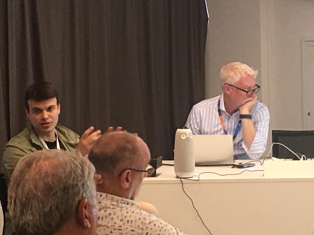 cs3org's tweet image. Hugo Labrador @CERN today at @EGI_eInfra explaining how the #ScienceMesh allows #datasharing &amp;amp; #dataapplications  between different institutions thanks to @opencloudmesh! Join us tomorrow to know more about the ScienceMesh &amp;amp; #openscience here in Poznan &amp;amp; online at #EGI2023