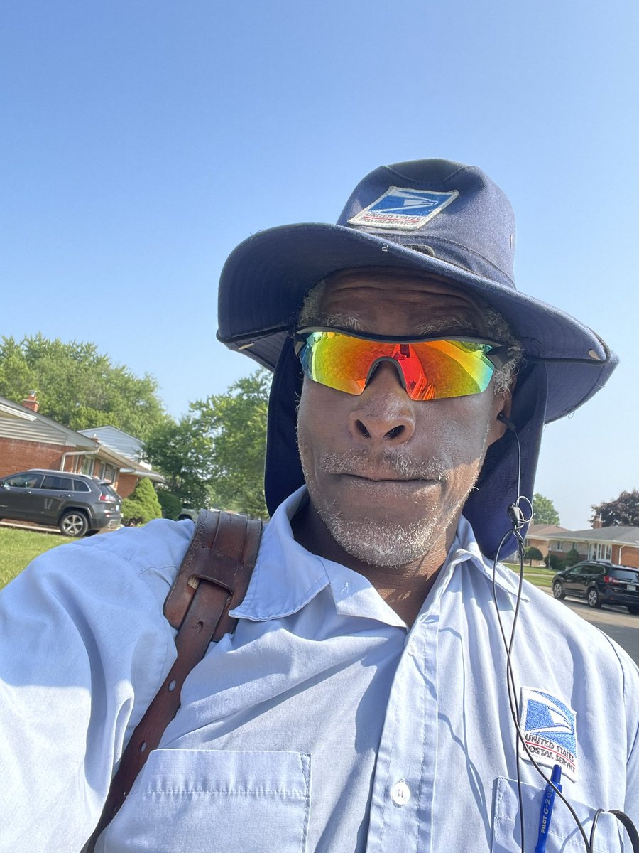 Benn312's tweet photo. @DougAndGator971 Ben in Roseville on the route https://t.co/DBxnysimLP