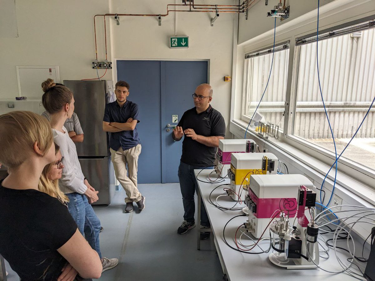 BioDataScience Lab (@biodatasc) on Twitter photo 🔬 Today was an incredible day at <a href="/deng_lab/">Deng Lab</a>!
Huge thanks to <a href="/JinlongRu/">Jinlong Ru</a>, <a href="/KhanMirzaei/">M. Khan Mirzaei</a>, <a href="/Scietwas/">Roberto Olayo</a>, <a href="/soph_eliza94/">Sophie Elizabeth Smith</a>, and <a href="/DanielePugno/">daniele pugno</a> for sharing their expertise. Looking forward to new collaborations and more exciting discussions in the future🙌
#virome #microbiome <a href="/HelmholtzMunich/">Helmholtz Munich | @HelmholtzMunich</a> 🔬 Today was an incredible day at <a href="/deng_lab/">Deng Lab</a>!
Huge thanks to <a href="/JinlongRu/">Jinlong Ru</a>, <a href="/KhanMirzaei/">M. Khan Mirzaei</a>, <a href="/Scietwas/">Roberto Olayo</a>, <a href="/soph_eliza94/">Sophie Elizabeth Smith</a>, and <a href="/DanielePugno/">daniele pugno</a> for sharing their expertise. Looking forward to new collaborations and more exciting discussions in the future🙌
#virome #microbiome <a href="/HelmholtzMunich/">Helmholtz Munich | @HelmholtzMunich</a>
