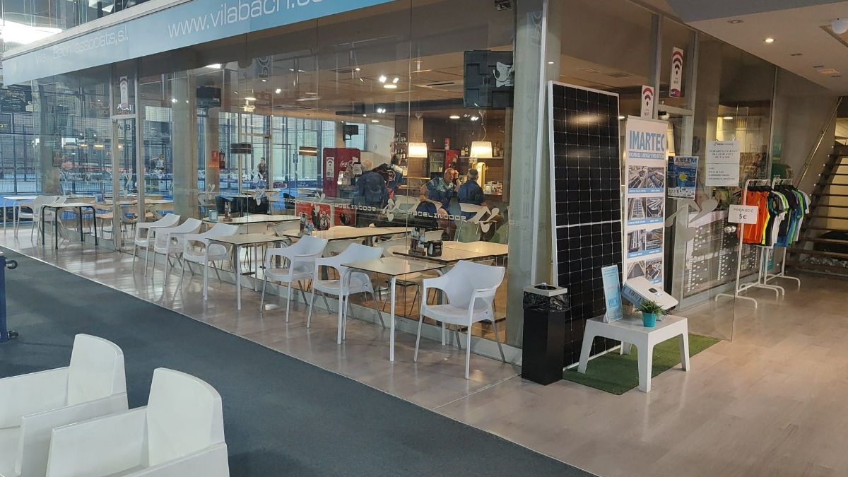 🍺☕🍽️A PARTIR DEL 24 DE JULIOL  NOU SERVEI DE BAR-CAFETERIA A  PADEL INDOOR LLEIDA - mailchi.mp/4e97bfae17fb/a…