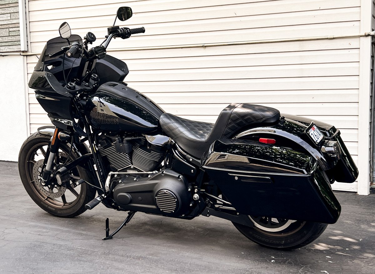 jokermachineinc's tweet photo. New M8 softail derby covers
.
.
.
.
.
#harleydavidson #milwaukee8 #softail #jokermachine #madeinusa #golakehavasu #bagger https://t.co/1uqXO01ev1