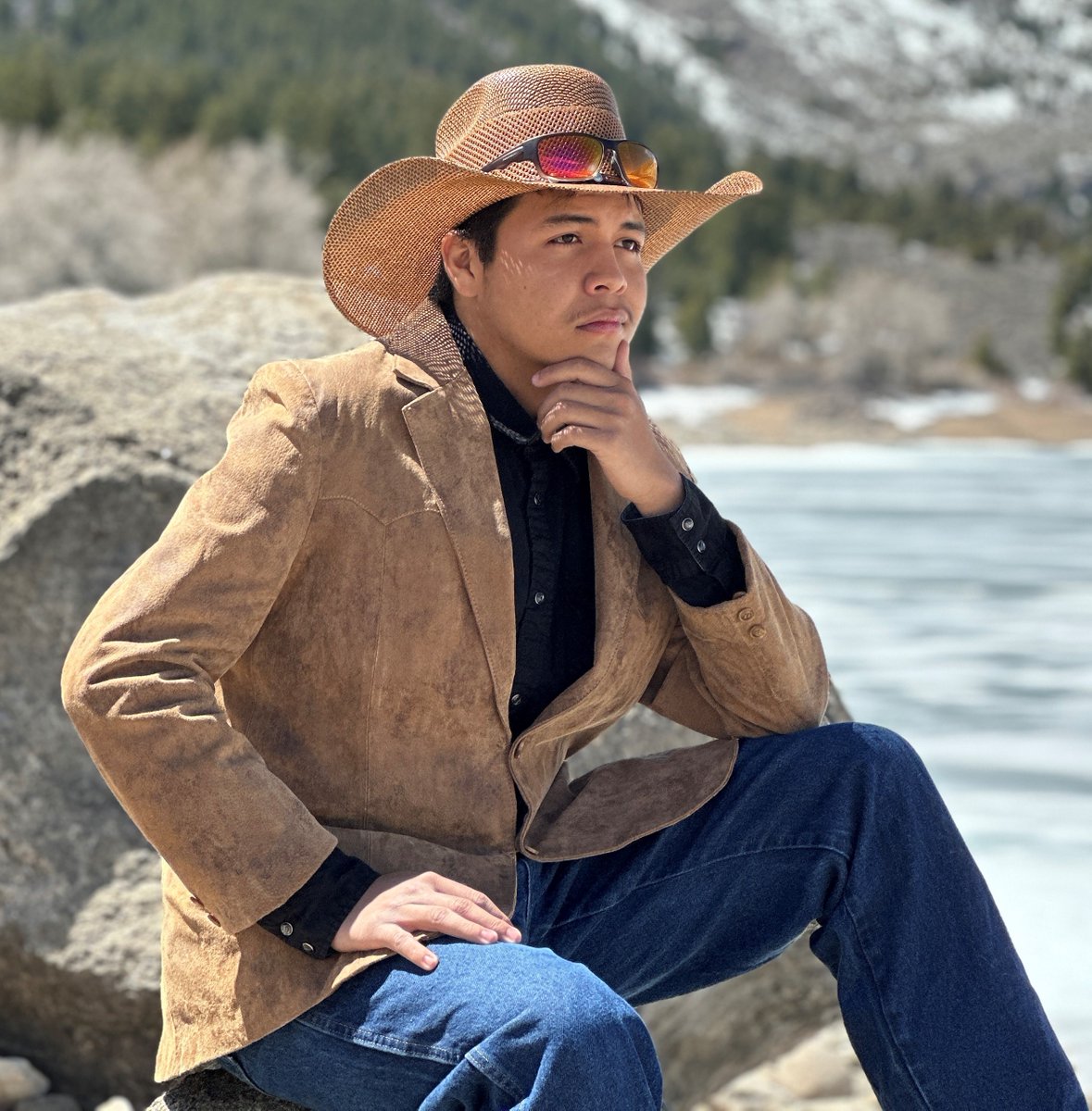 alejsilva's tweet photo. In our June Newe News, the Shoshone Tribe congratulated several Shoshone students who have graduated this year. More recognition will be given at this week's Student Night during the Annual Shoshone Indian Days Powwow! https://t.co/uRm27XJSs3