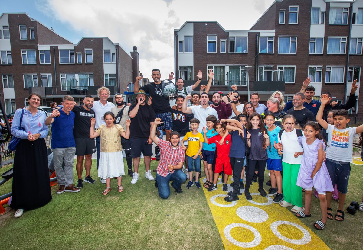 Vandaag is er een openbaar fitnesspark in gebruik genomen in de Schilderswijk. De opening werd verzorgd door het stagehuis, Hassan el Houari (GDH) en Tarik Khbabez (kickbokser). Het project is gefinancierd door BasicFit en GDH met als doel iedereen in beweging en ontmoeting.