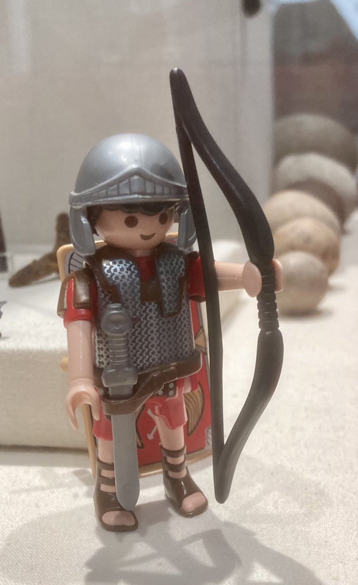 Evidence of archery going on @RomanCaerleon . According to Vegetius a third of the legion had to be proficient in archery @Amgueddfa_Learn #WeaponWednesday #romanarchaeology #museums #Wales museum.wales/collections/on…