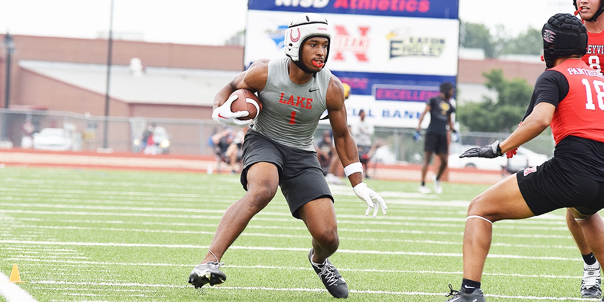 This could be the 𝐌𝐎𝐒𝐓 𝐋𝐎𝐀𝐃𝐄𝐃 crop of recruits ever for the Texas 7-on-7 State Championship 🤯

Look. At. These. Names.
texasfootball.com/2023-top-prosp…

@GPowersScout | @Texas7on7 | #tx7on7 #7on7 #dctf #txhsfb