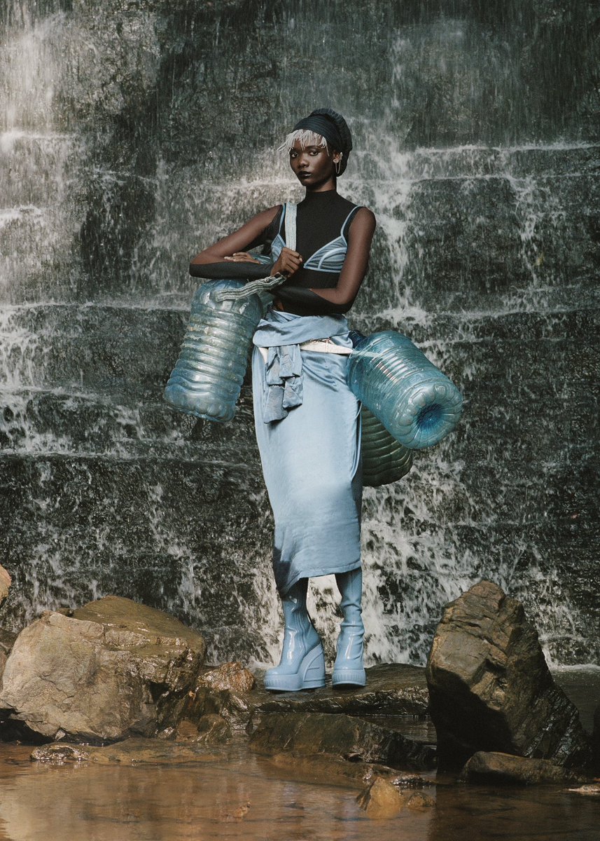 EkowBarnes's tweet photo. This production was super intense but fun with @NumeroMagazine as produced by me x @WBGroupReps 

Shot by Kenny Germé

Assisted by @as0mani @bryan_benjamin_ 

#PrintIssue #WaterIssue #Fashion https://t.co/KG4rYxNEkz