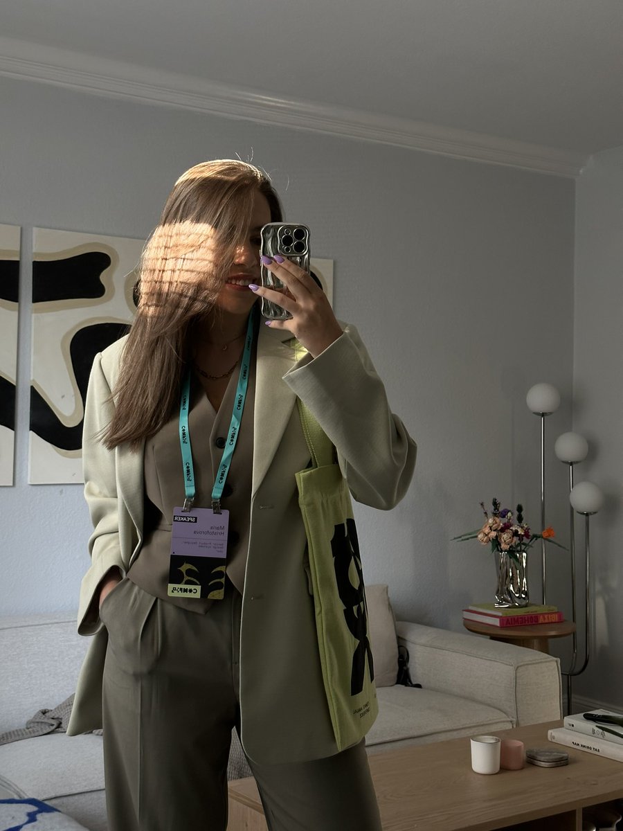 maria ✨ tweet media