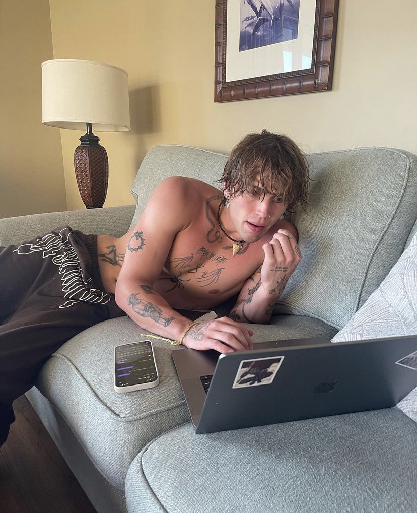 vinniehacke's tweet image. 💻