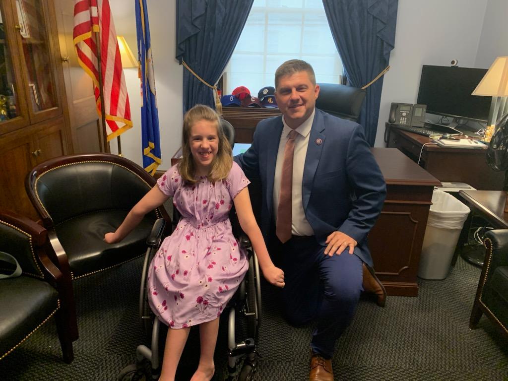 Thanks to @RepFinstad for taking time to meet Greta, a Gillette patient w/ #cerebralpalsy and #epilepsy, for #FAD2023! They talked about creating dedicated federal funding for cerebral palsy research. Thanks for the support!