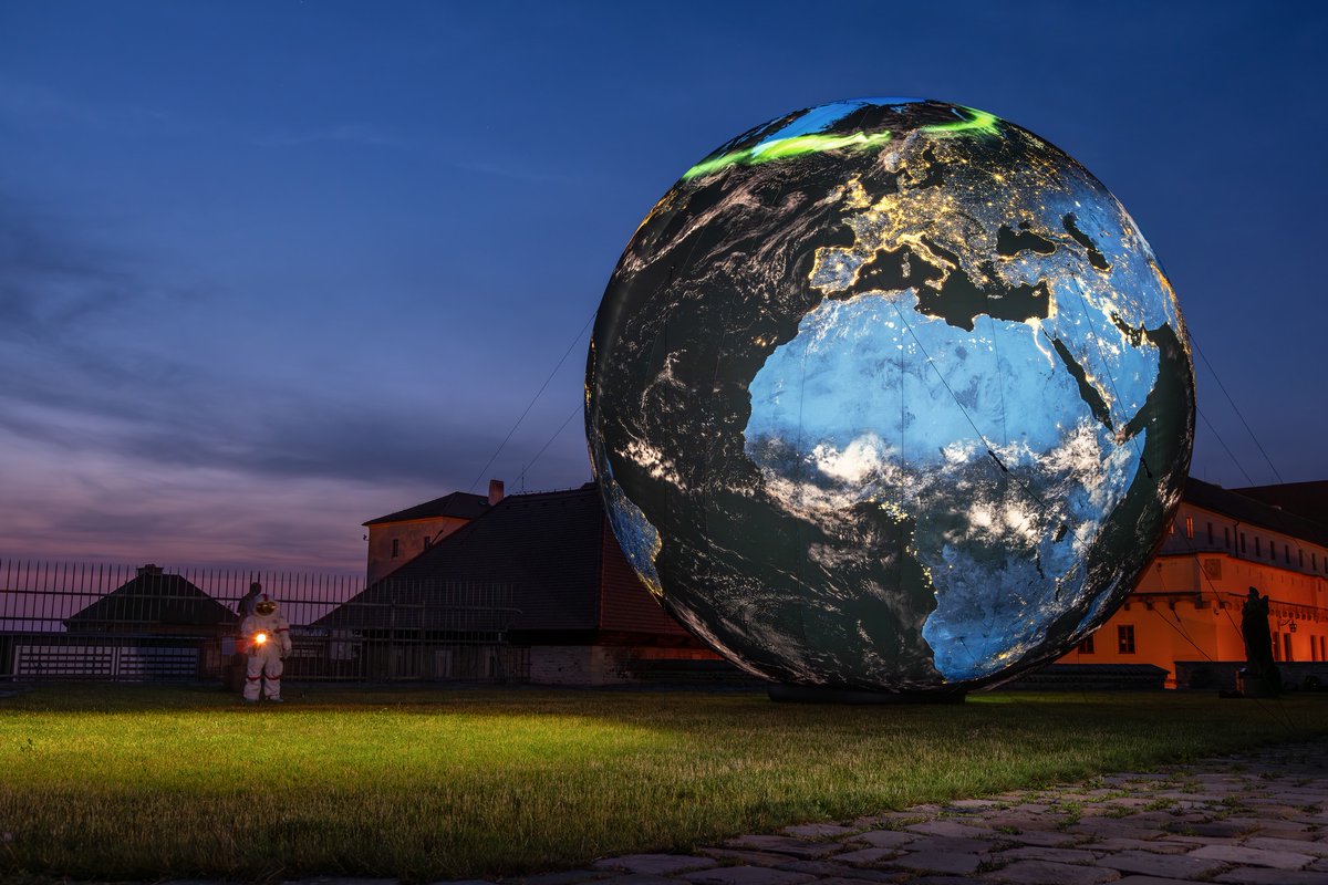 Molíkův vesmír tweet media