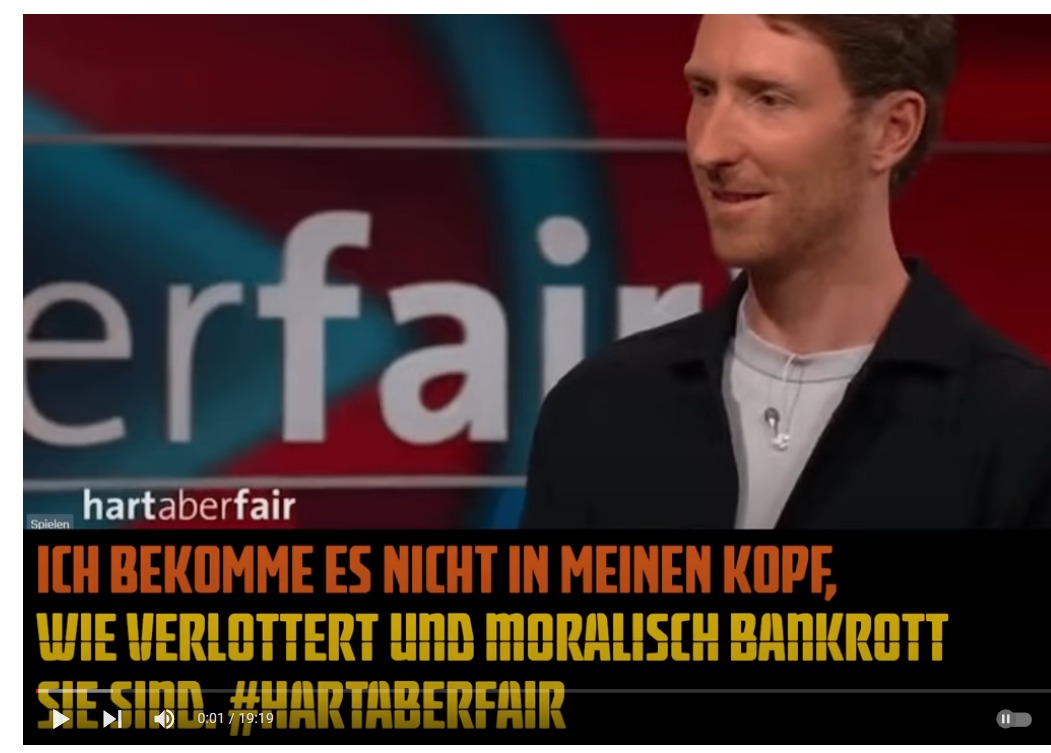 MathiasMarkert's tweet photo. Genau! 2 Bilder. 2 mal #Klamroth drauf.
Genau! Der, der die Not von #Frauen, die sich über das Verhalten von jungen #Männern beklagen, die sie teilweise in einer fremden Sprache beleidigen und belästigen, amüsant findet.
Das linke Foto zeigt #LouisKlamroth, gestern um 6h beim Inlandsflug nach Berlin!
Genau! Der ist bekennender Grüner und weiß, dass er damit Co2 rauspustet, was er anderen verbieten will.
Genau! Klamroth hätte gestern auch mit dem Zug locker zum Lunch bei #LuisaNeubauer #Neubauer in Berlin sein können.
#Doppelmoral
