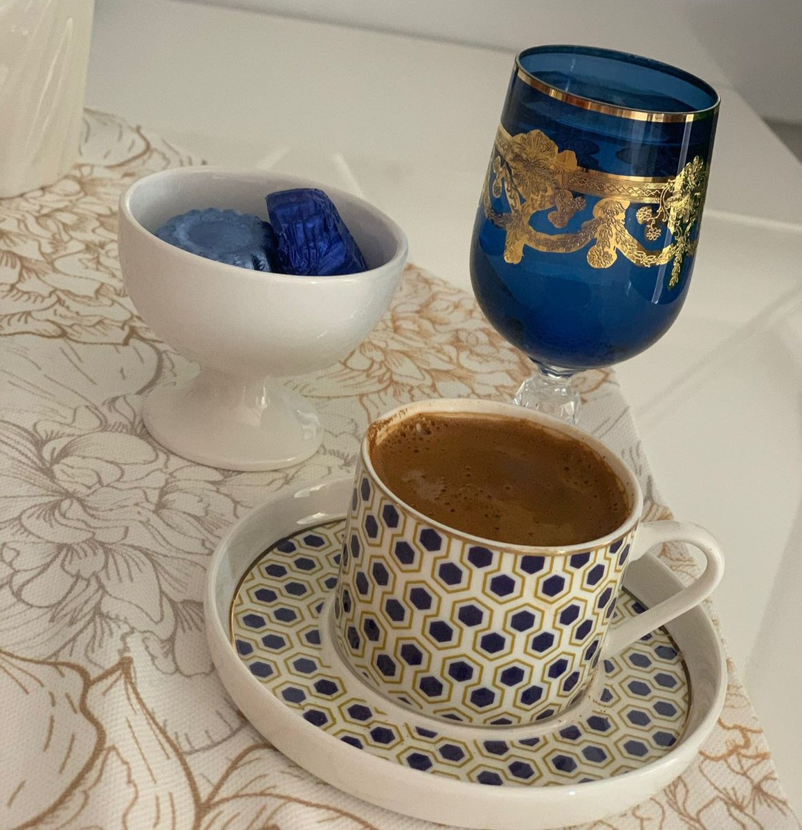 Goodmorning  legends 🌞

We will see in better days 😎

Those who want coffee , say it back ☕

#Emmi #memecoins #pepe #eth #btc