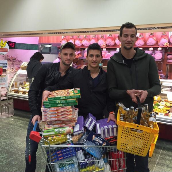 SiavoushF's tweet photo. Frozen pizza. Flight to Sevilla. Salami. Cigarettes &amp; alcohol. Red lucky underwear. 15 km per game. Complaining on the field. Captain. Regista. Signed for eight million euro’s. Leaving with a great legacy. What a ride it’s been, will always keep Marcelo Brozovic in my heart https://t.co/1WMQ3trEO3
