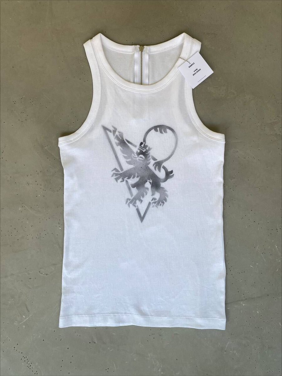 FW23 sample tank top