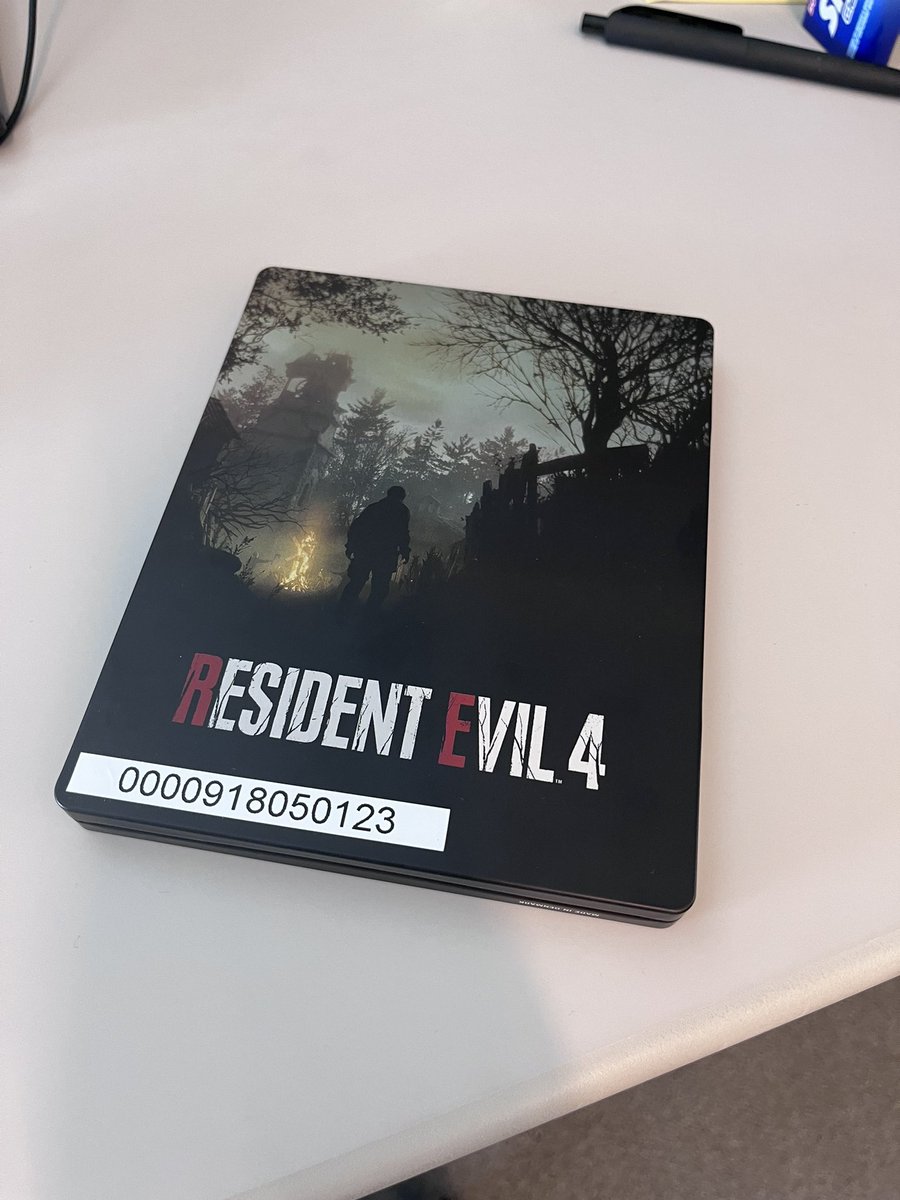 I finished playing #ResidentEvil4Remake recently and it’s made its way into my top 5 games. What a great game ! 
borrowed from #guerillagameslibrary ✨