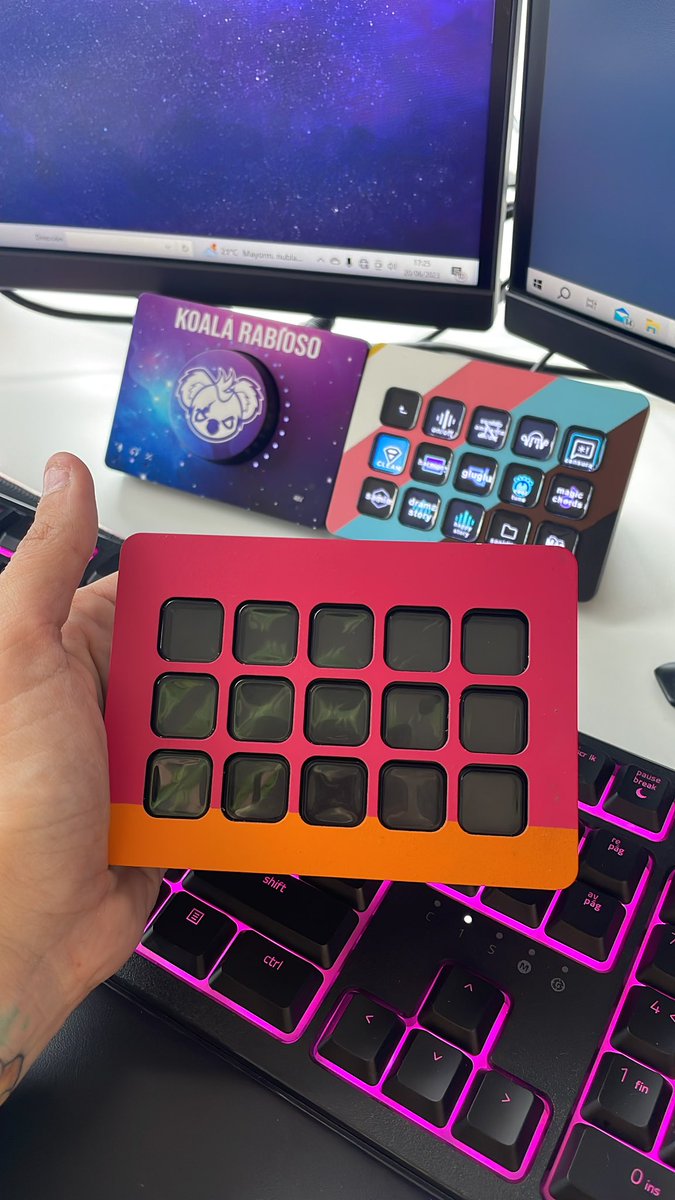 Koala_Rabioso's tweet image. 🏳️‍🌈Sorteo de un Stream Deck con una faceplate exclusiva del artista @SvenKinader 🏳️‍🌈

Pasos para participar:
1️⃣ follow @koalarabioso
2️⃣ RT a este tuit

El sorteo finaliza el día 30/06/2023 y es válido para spain y latam 🫶🏼

🍀 Suerte! 🍀