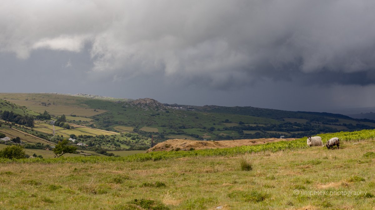 Looe Directory (@looedr) on Twitter photo Killmar Tor and Sharp Tor in for a downpoor Killmar Tor and Sharp Tor in for a downpoor