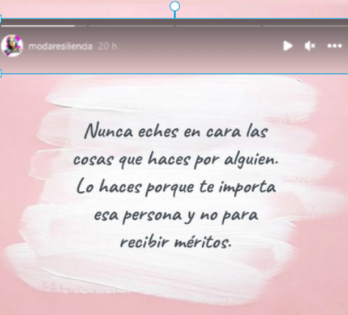 Siguiendo la pista de la usuaria de twitter (Reyes Ramirez).
He visto que Marta Riesco ha dejado de seguir a su amiga Nuria de "Moda Resiliencia". (Nuria si sigue a Marta)
La propia Nuria subió ayer este enigmático mensaje
¿Existe enfrentamiento entre las dos "buenorras"?