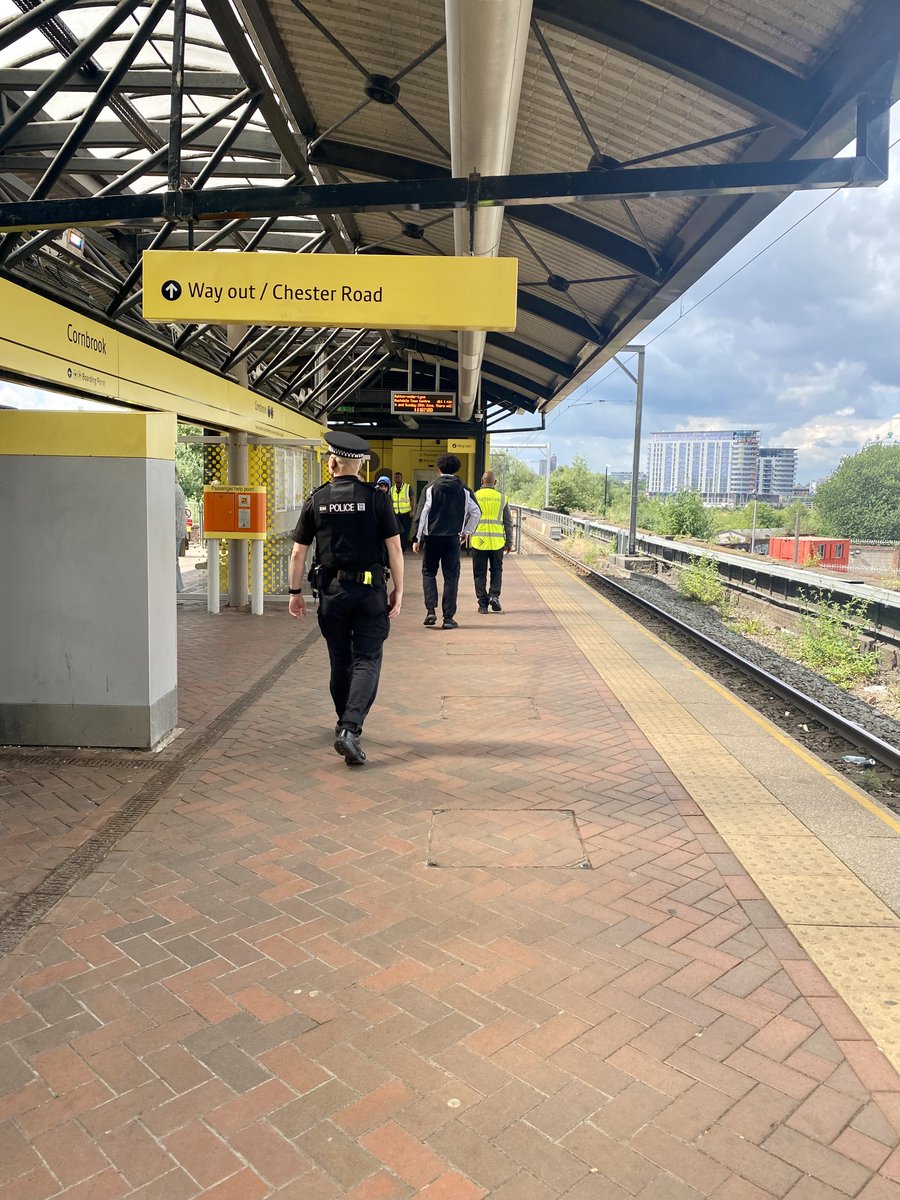 BeeNetwork's tweet photo. #GMTravelSafe Operation taking place today at Cornbrook
@McrMetrolink in the glorious Manchester sunshine.
Do say hi if you're passing through 😎
#TransportUnit https://t.co/RcQyHWD10Q