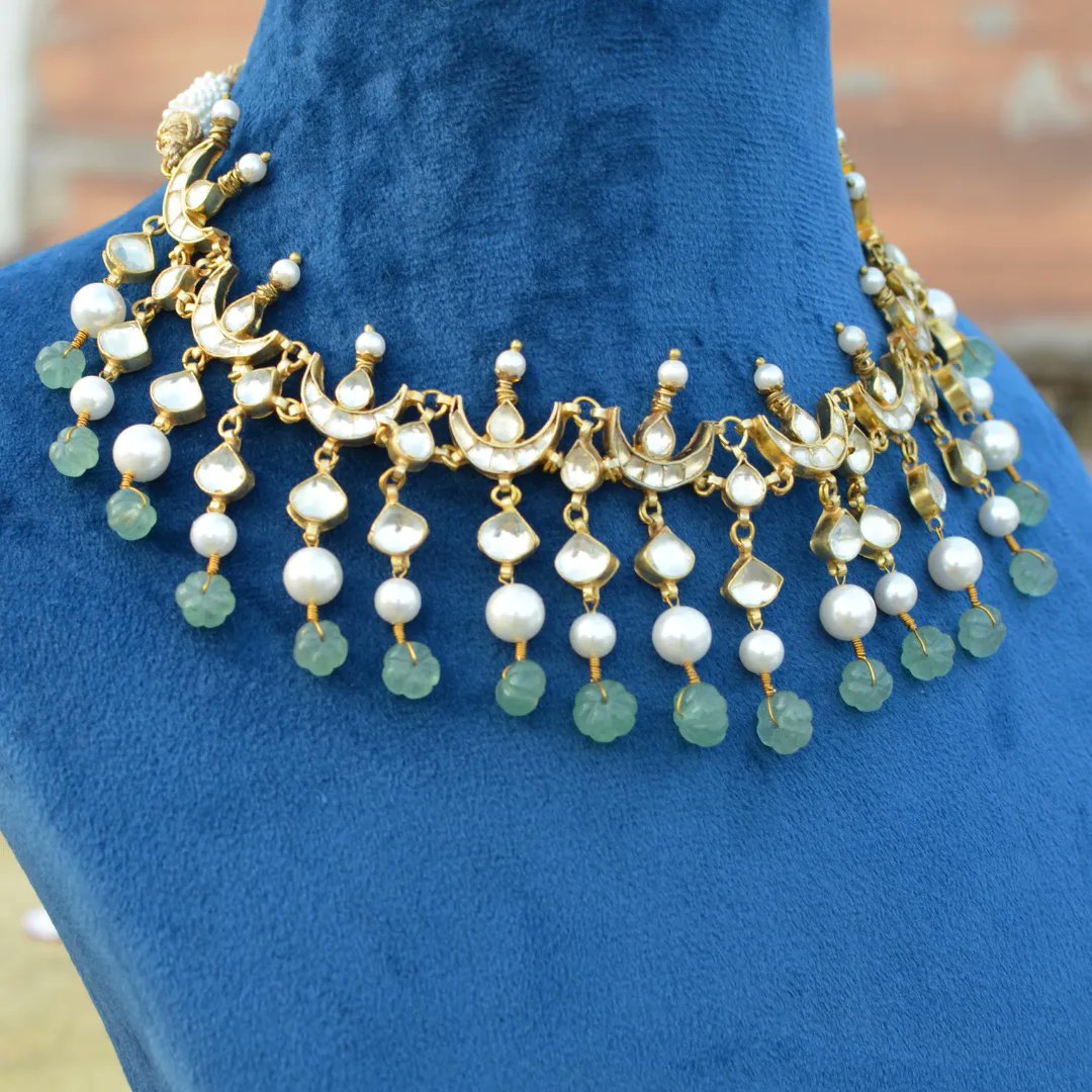 AndNoor3's tweet photo. You are going to want to SAVE this for the coming wedding season ! 😍 

Handcrafted intricated baubbles by our designer, Heer Jewellery. They just create the perfect delicate traditional jewellery 💚 https://t.co/LF88kCrzmT