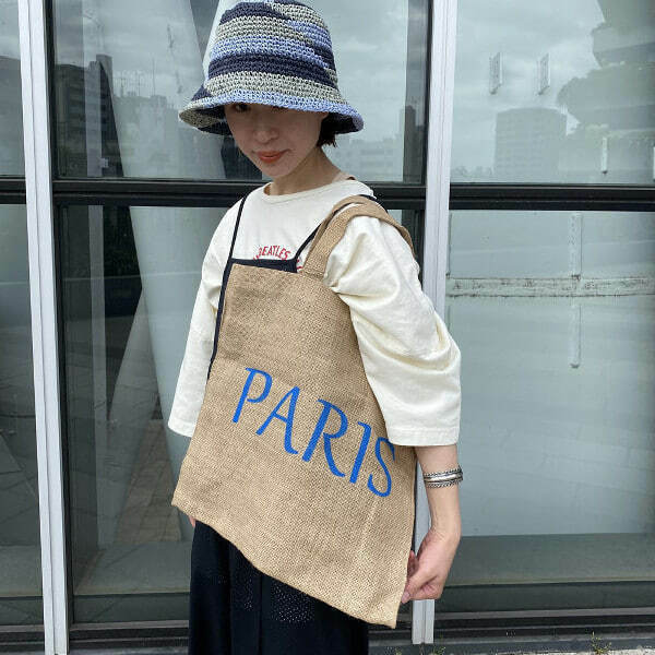 BEAMS_JP's tweet photo. 〈MAISON BENGAL〉バングラデシュの職人の手によって作られたバッグ✨
🔗https://t.co/eJmRTfD8Ud
洗練された雰囲気が目を惹き、持つだけでぐんとシーズンムードを上げてくれる夏のおしゃれバッグです🌈
#MAISONBENGAL #メゾンベンガル
#raybeams
#beams https://t.co/Y5DU2aISOi