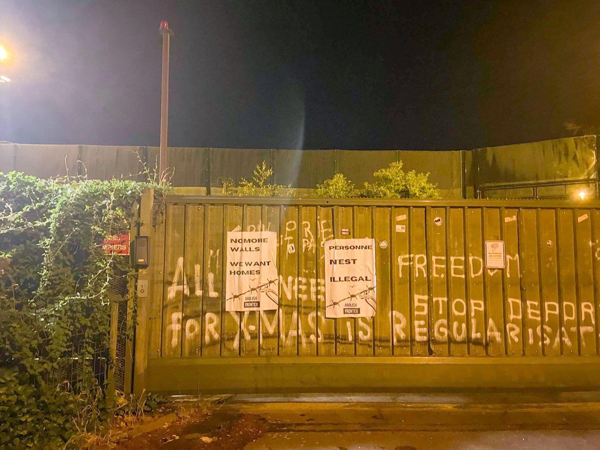 abolishfrontex's tweet photo. 🪧 Postering at a detention centre in #Vottem, Belgium https://t.co/KhayUiyXFP