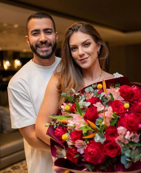 Casamento de Rafa Marques e Pati Guerra será na mesma igreja do 'sim' de Aninha e Bell Marques

Cerimônia será na Igreja da Vitória bit.ly/3PmxyIU #correio24h