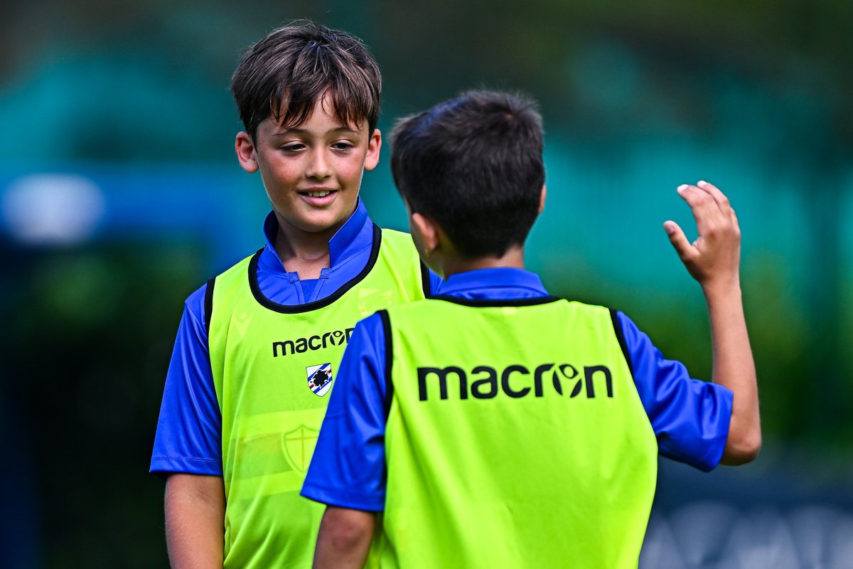 sampdoria's tweet photo. 📸 | GALLERY
#SampCamp, day 3️⃣
🔵⚪️🔴⚫️⚪️🔵 https://t.co/GNQGhpTiIS