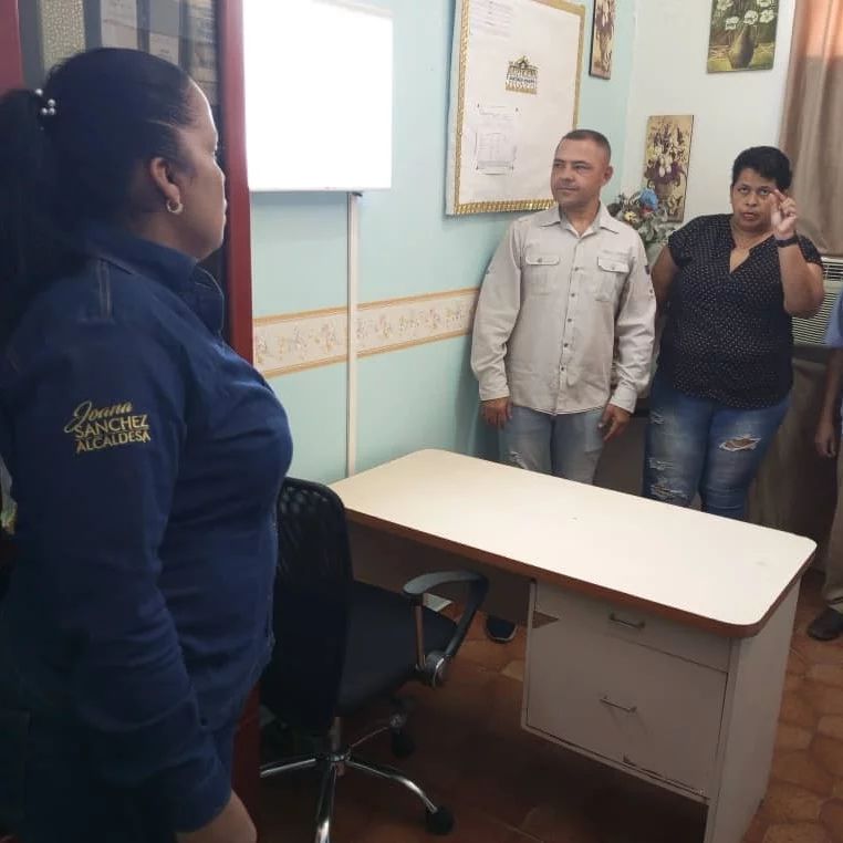 📝🔍 Se realizó inspección por parte de la Cjala y Pdta del Concejo Municipal Santiago Mariño <a href="/monicaluciah/">Mónica Lucía Suárez</a>, en Conjunto con el Vicepresidente y Edil <a href="/joserojasv/">José Rojas Vázquez</a>, seguidamente con Concejales y Concejalas de los espacios físicos del Consultorio Médico del Concejo Municipal.