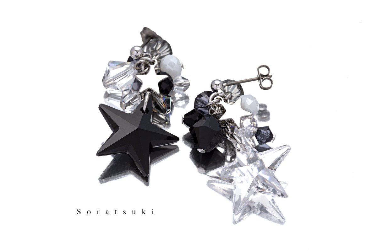 soratsuki's tweet image. 個展のお知らせ✧*｡

Soratsuki×Kimurasaki 2人展
『gradation』

日時：7月17日(月・祝)
13:00-18:30(18:00受付終了)

場所：デザフェスギャラリー
EAST202号室

まったり開催します( ¨̮ *)
遊びに来て頂けたら嬉しいです