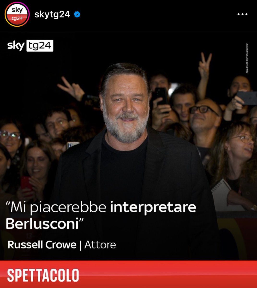 CutyGiuly's tweet photo. Dopo “ IL GLADIATORE” ,  “IL CAVALIERE” #russelcrowesiamocontemenomalecherusselcè https://t.co/A8fVaHhVSr