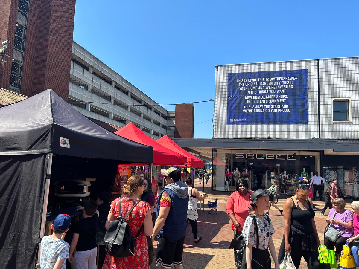 Early kick off this Saturday in #Wythenshawe. We'll be set up from 11am with street food, takeaway treats, market traders, fun and games! 

facebook.com/events/9651209…