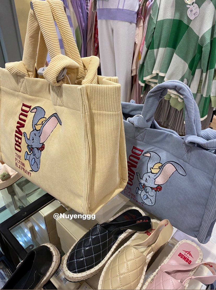 Knowing that Milliot & Co collab with Disney, I just had to come & check it out. COMEL GILA SEMUA BAG & SANDALS 😭😭😭

I really love Milliot & Co!

Great quality that I keep on buying things from them & their designs are really trendy & cute, I have like 4 handbags from them now