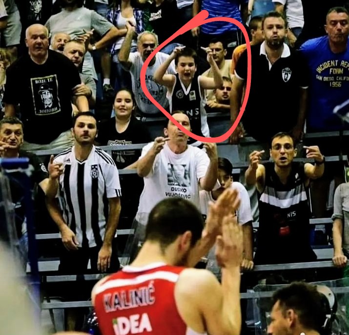 Jebigrobareeee's tweet photo. Dopunjeno izdanje Željkove dece https://t.co/eZMPvSidPq