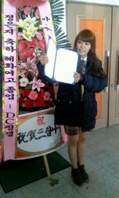 Graduation-pic-Eun-Ji-apink-k-pop