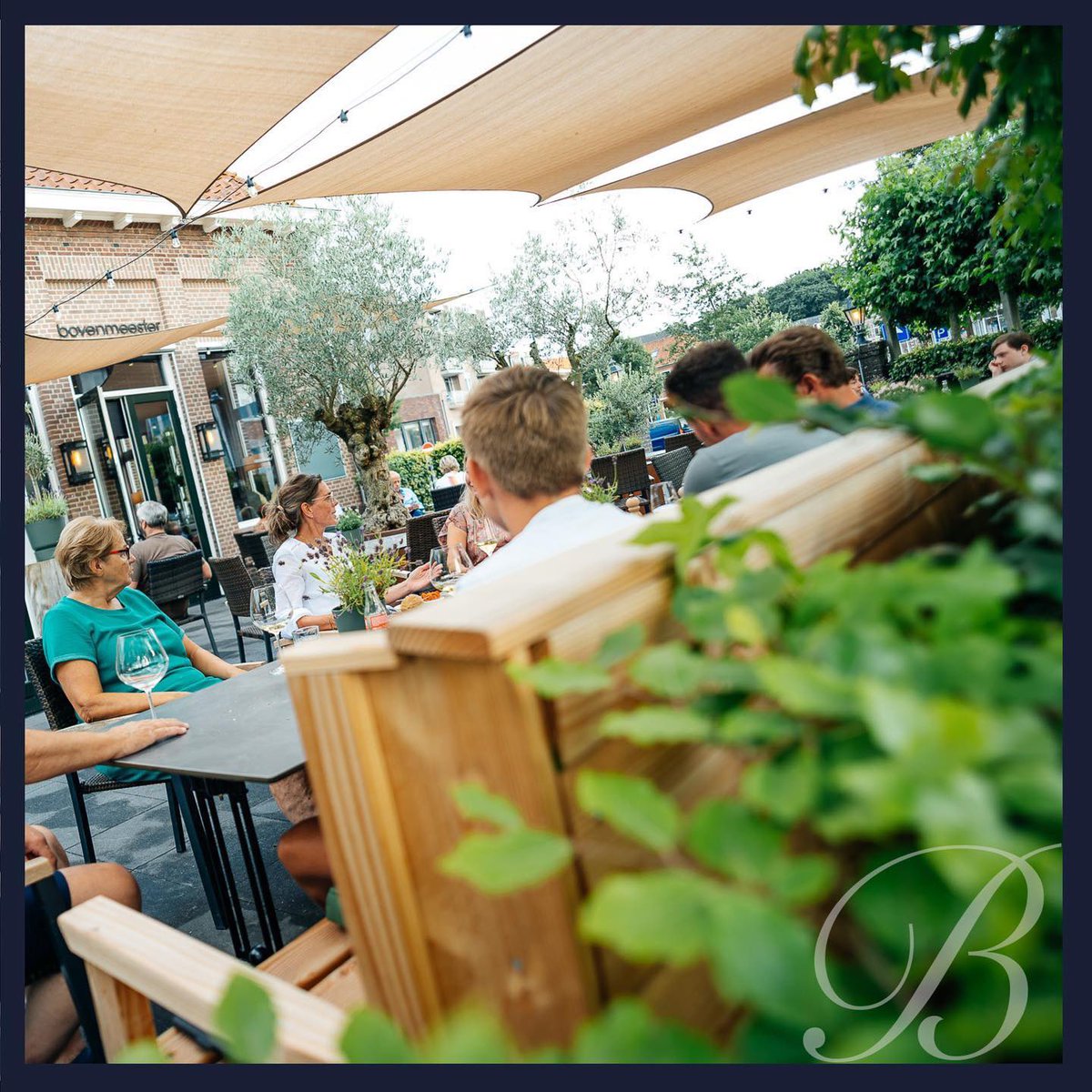 🌷 LUNCHEN // Stel zelf je lunch samen met onze mini lunchgerechten! Dit kun je gezellig delen en tegelijkertijd van alles proeven🙌 
bovenmeestersteenwijk.nl

#Bovenmeester #Steenwijk #diner #lunch #lounge #restaurant
