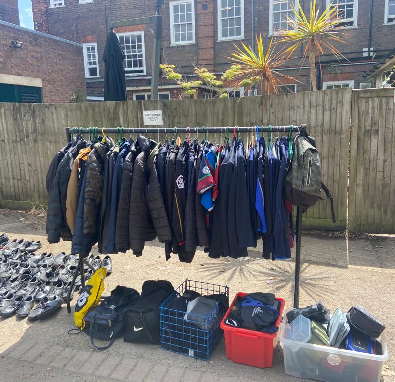 Philip Wayne tweet media