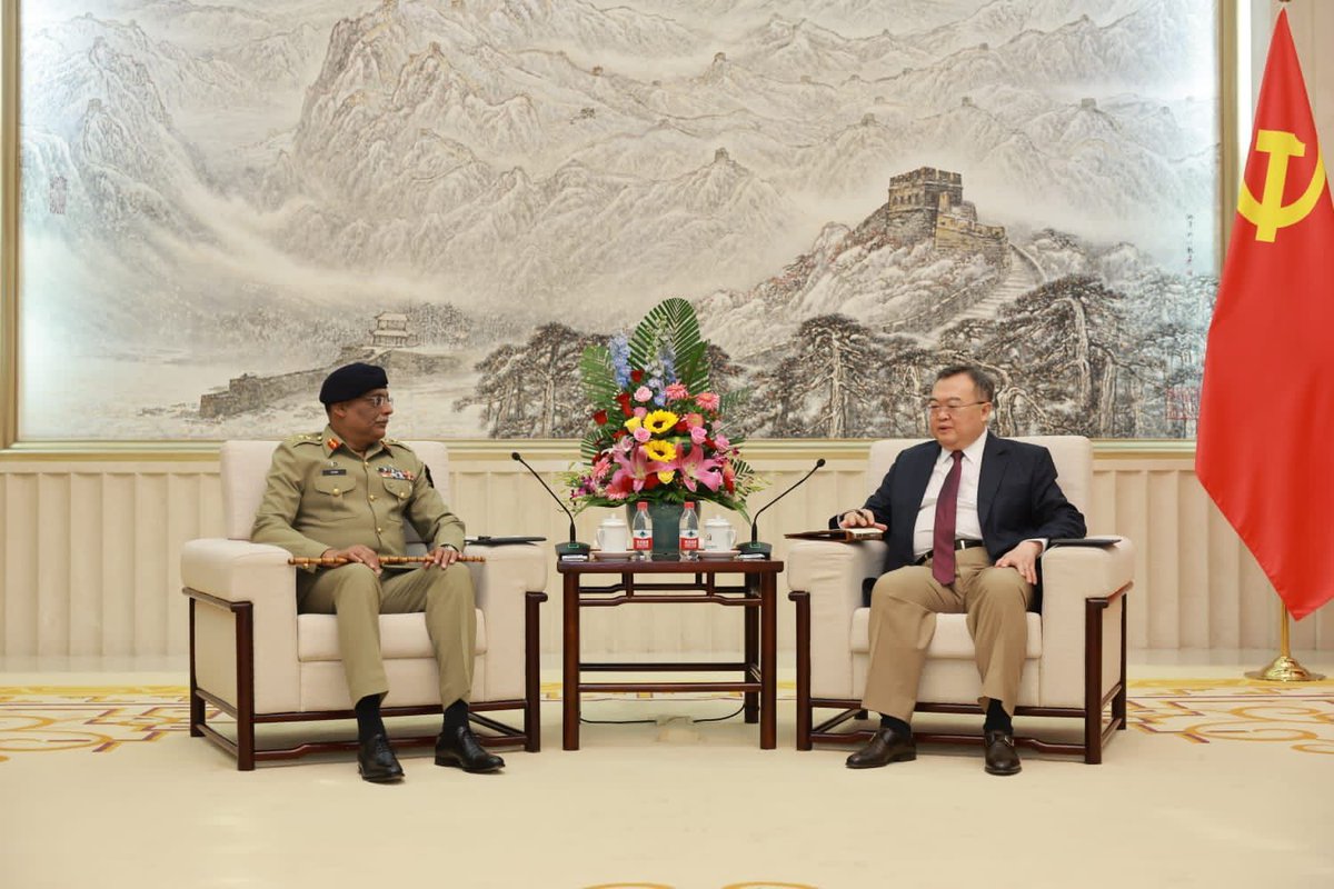 General Sahir Shamshad Mirza, Chairman Joint Chiefs of Staff Committee (CJCsSC), is on an official visit to China from 18-22 June 2023 as head of delegation for Pakistan-China Defence & Security Talks.
During the visit, CJCsSC met 
#ISPR #PakChinaFriendship
1/4