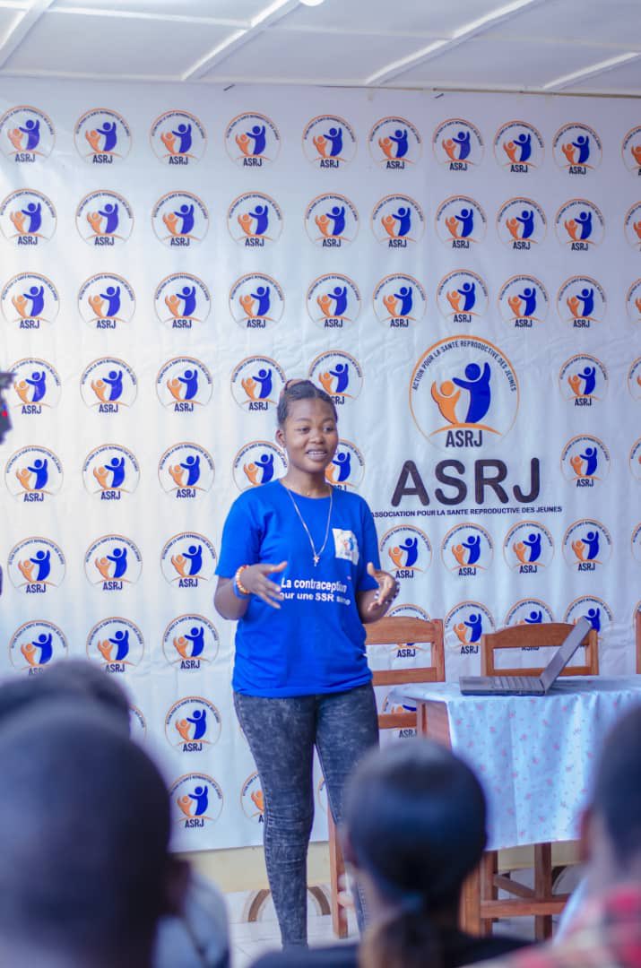 JBodila's tweet image. Une information #SSR #fiable est:
- Une information scientifiquement #correcte 
- Une information basée sur les #droits
- Une information  qui rend capable de prendre une #décision éclairée.
@YouthSprint @MakokiYaMwasi @dkt_rd @pnsa_SK