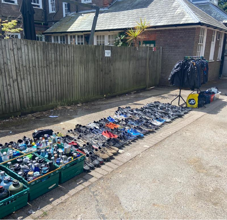 Philip Wayne tweet media