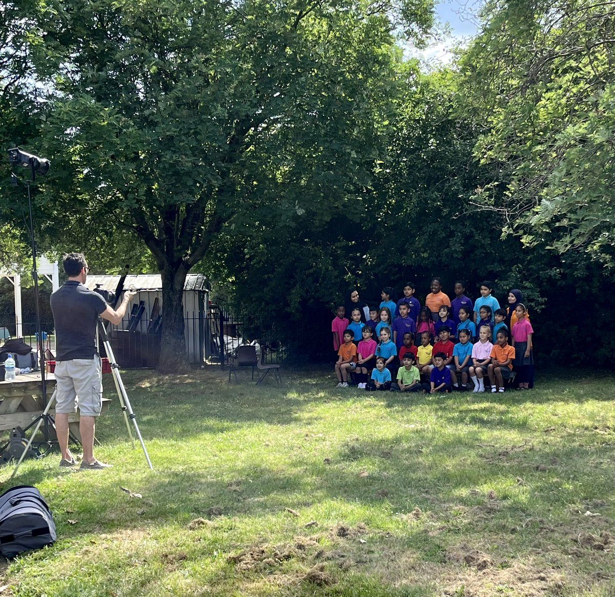 Rofiya Begum (@rofiyatvi) on Twitter photo The photographer is in school today <a href="/TVInfants/">Thames View Infants</a> Lovely class photos (with their teachers!) which you will be able to have as a beautiful keepsake #saycheese @AzizaTVI The photographer is in school today <a href="/TVInfants/">Thames View Infants</a> Lovely class photos (with their teachers!) which you will be able to have as a beautiful keepsake #saycheese @AzizaTVI