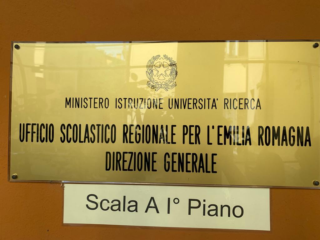 Meeting with <a href="/corcega/">Elena Pezzi</a>, coordinator for #ErasmusPlus projects of the Regional Department of the Italian Ministry of Education. Thank you to the Servizio Marconi T.S.I for the great welcome. <a href="/feceval_cece/">FECEVAL-CECE</a> <a href="/CECEducacion/">CECE</a> <a href="/albertovillaahi/">Alberto Villanueva</a>